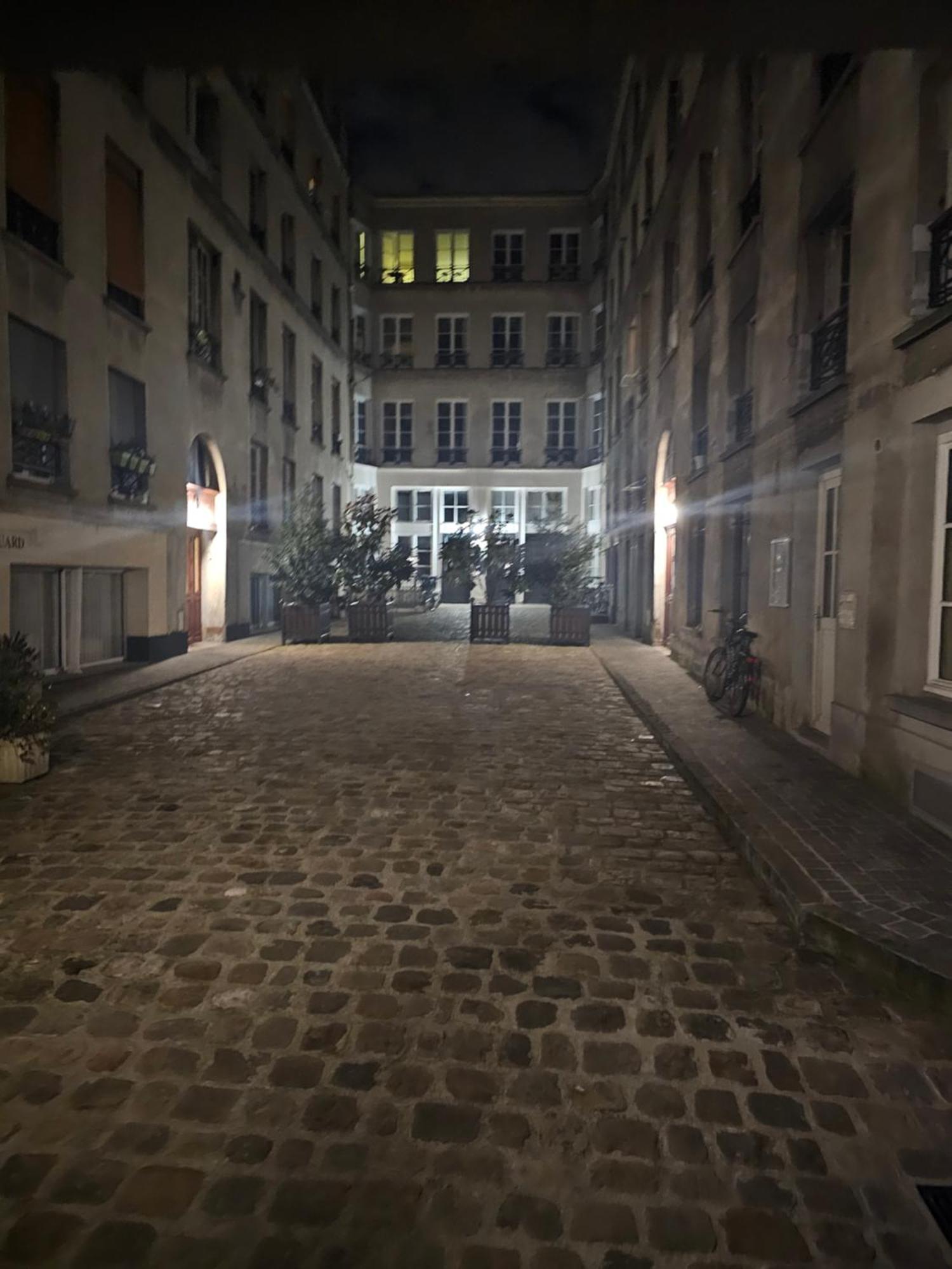 Appartement 50 m2 Paris Extérieur photo